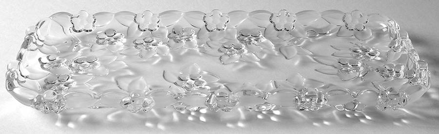 Carmen Canape Tray by Mikasa-1