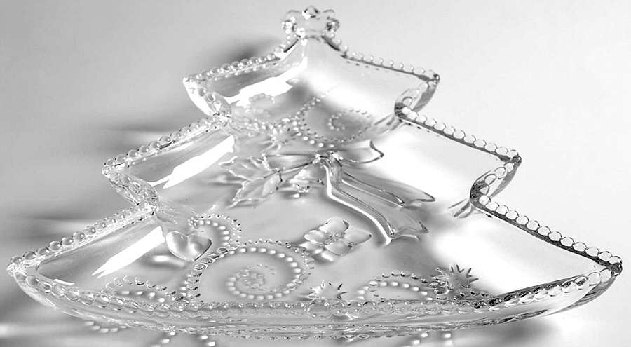 Fiesta (Giftware) Tree Shape Candy Dish by Mikasa-1