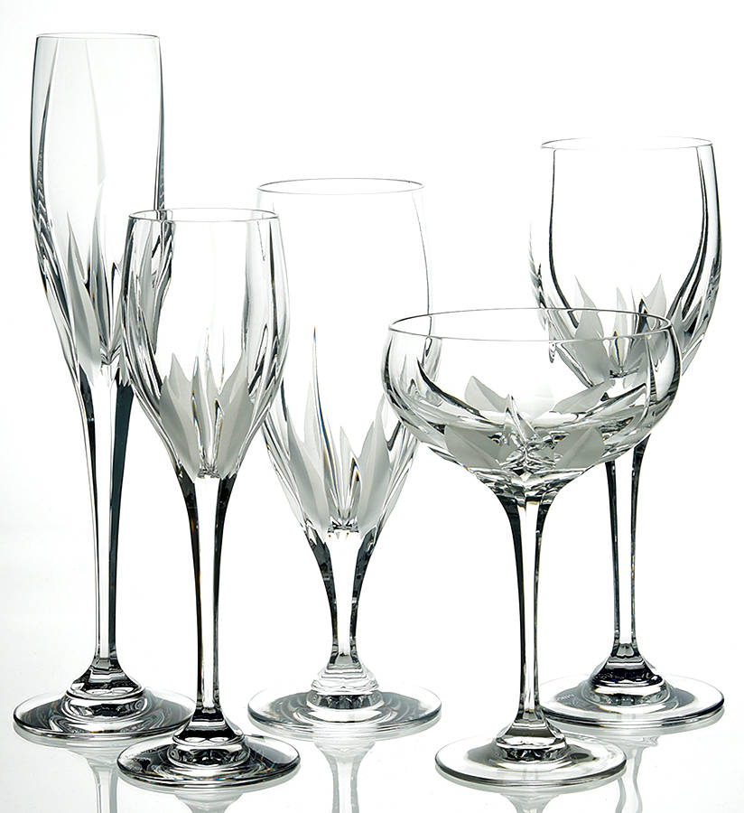 Flame D'Amore 5 Piece Place Setting by Mikasa-1