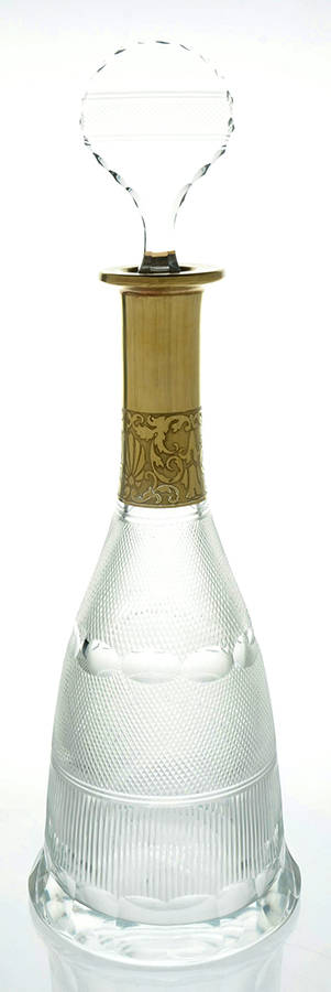 Splendid (Gold) Medium Decanter & Stopper by Moser-1