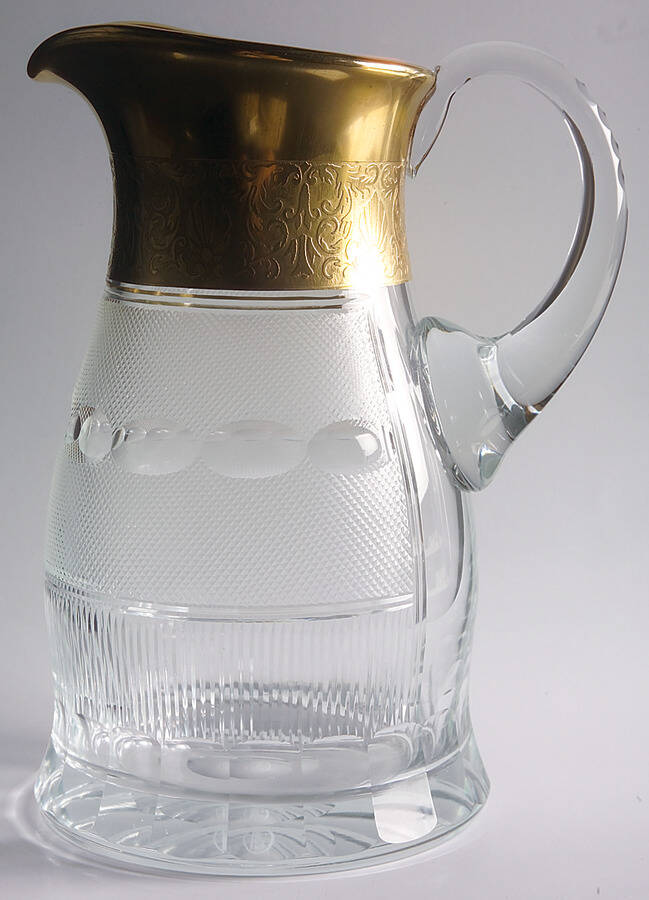 Splendid (Gold) 64 Oz Pitcher by Moser-1