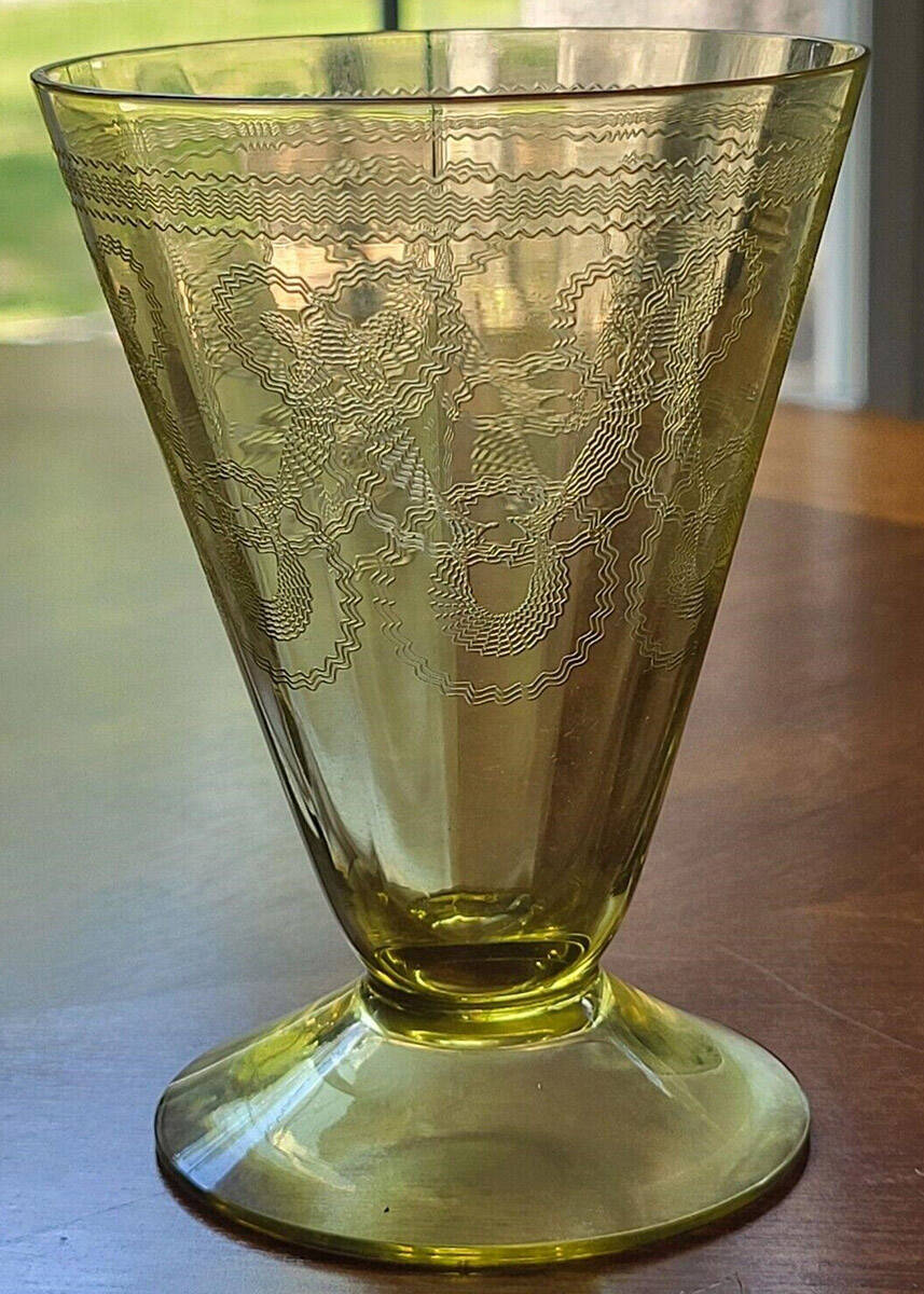 Necklace Yellow (Stem 7577) Footed Tumbler by Morgantown-1