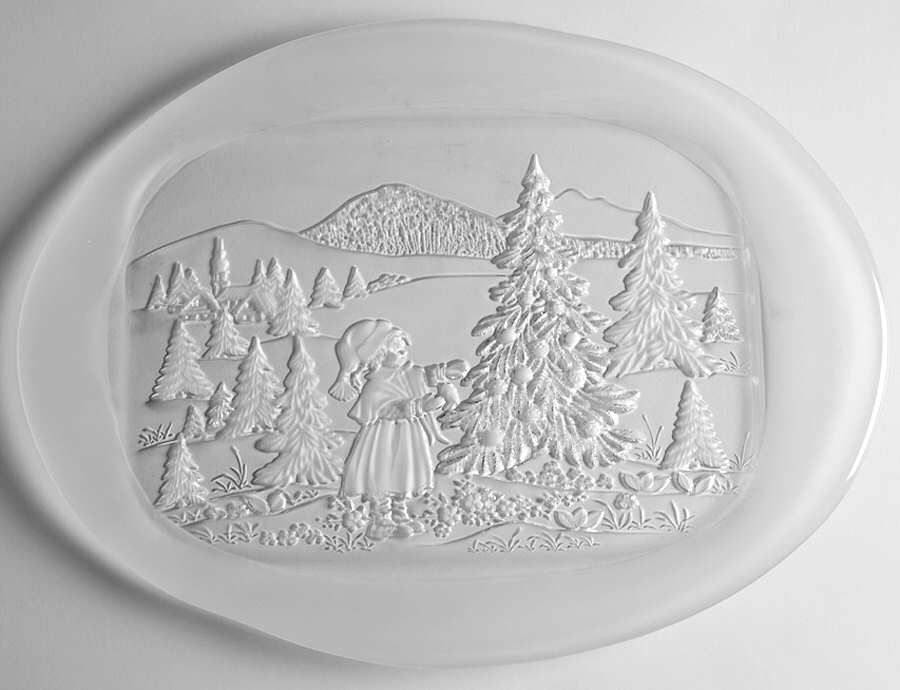 Christmas Story 15" Oval Platter by Mikasa-1