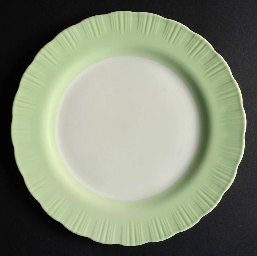 Cremax Bordette Green Dinner Plate by MacBeth-Evans-1