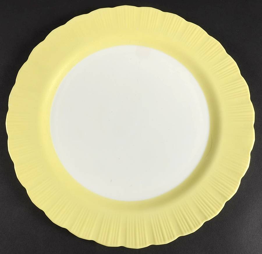 Cremax Bordette Yellow Sandwich Plate by MacBeth-Evans-1