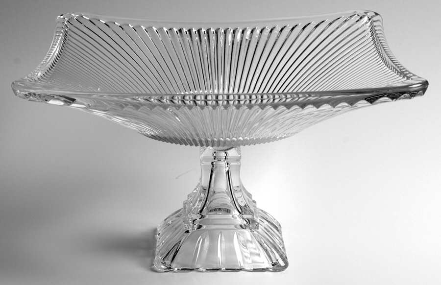 Diamond Fire Square Compote (Height X Width) by Mikasa-1