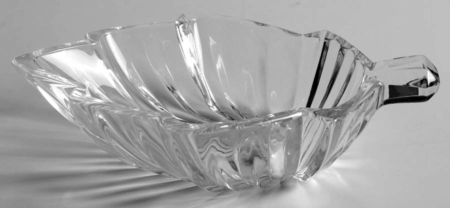 Diamond Fire Small Leaf Dish by Mikasa-1
