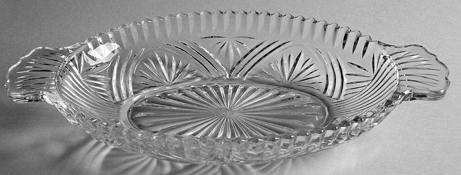 Royal Suite Oval Tray by Mikasa-1