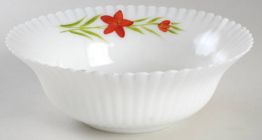 Petalware Florette 9" Large Fruit Bowl by MacBeth-Evans-1