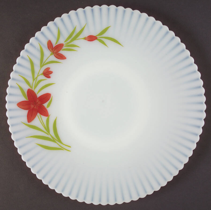 Petalware Florette Cake Plate by MacBeth-Evans-1