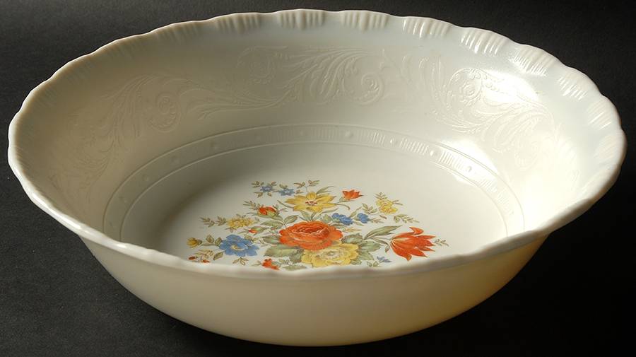 Chinex Classic Bouquet 9" Round Bowl by MacBeth-Evans-1