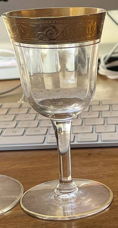 7586-2 Wine Glass by Morgantown-1