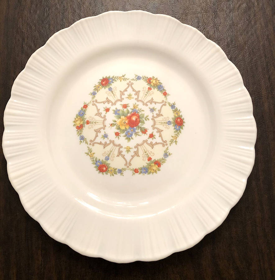 Cremax Pie Crust Princess Dinner Plate by MacBeth-Evans-1