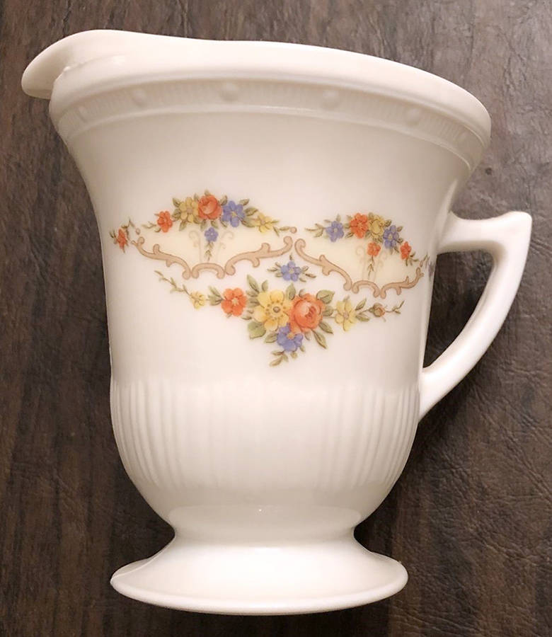 Cremax Pie Crust Princess Creamer by MacBeth-Evans-1