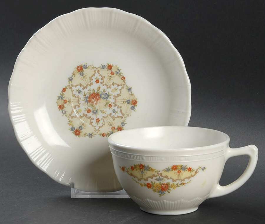 Cremax Pie Crust Princess Cup & Saucer Set by MacBeth-Evans-1