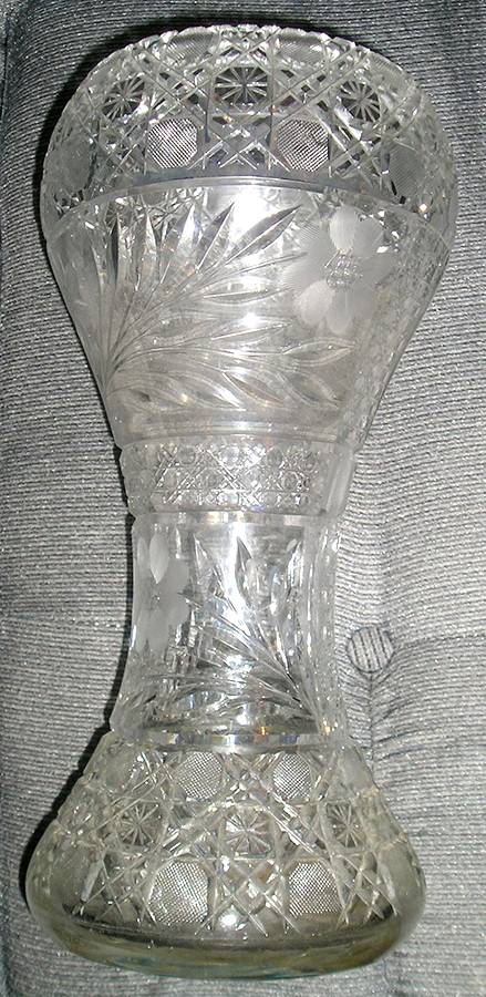 Innovation 410 14" Flower Vase by McKee-1