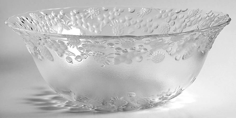 Strawberry Fare Salad Bowl by Mikasa-1