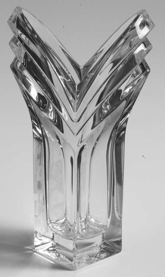Deco (Giftware) 6" Flower Vase by Mikasa-1