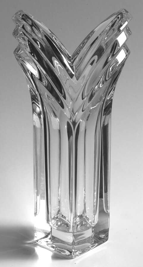 Deco (Giftware) 8" Flower Vase by Mikasa-1