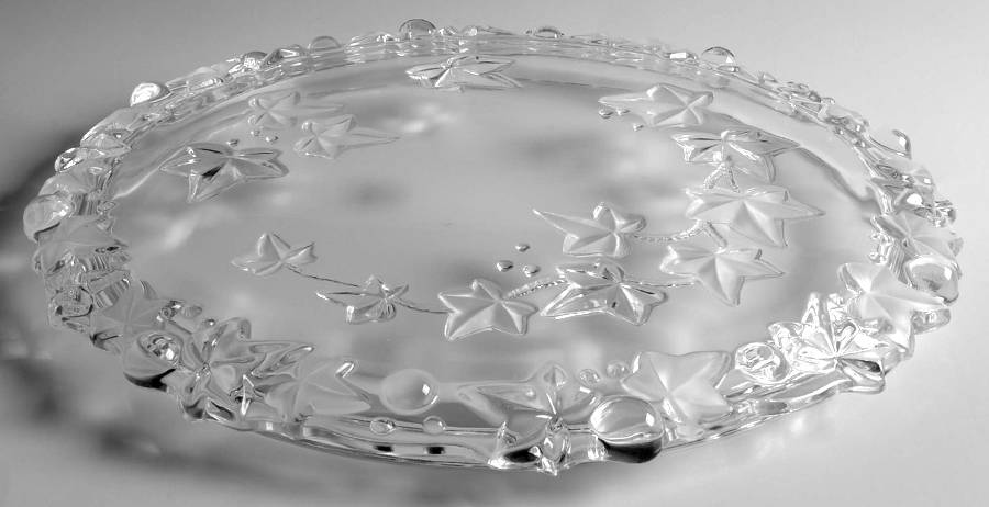 Parisian Ivy Cake Plate by Mikasa-1
