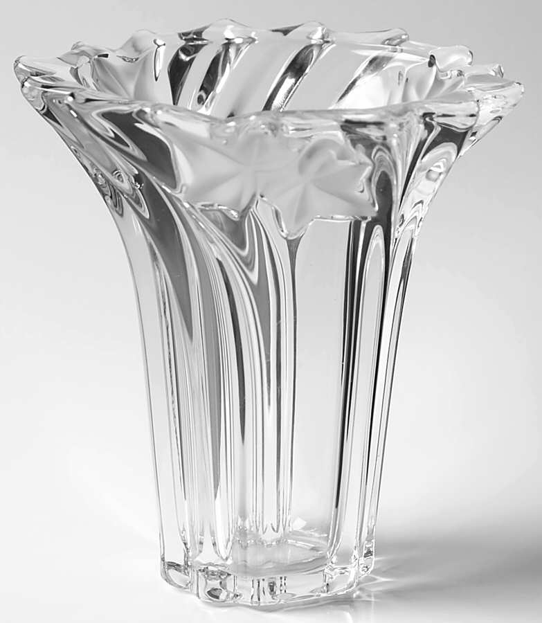 Parisian Ivy 6" Flower Vase by Mikasa-1