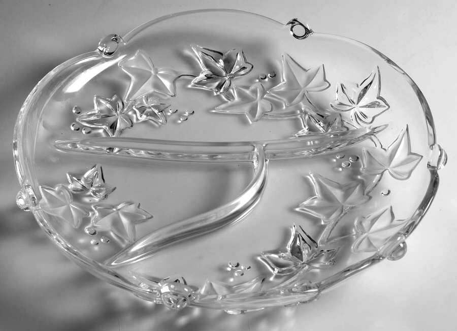 Parisian Ivy 13" Oval 3 Part Relish by Mikasa-1