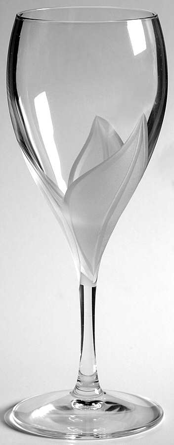 Val D'Isere Wine Glass by Mikasa-1