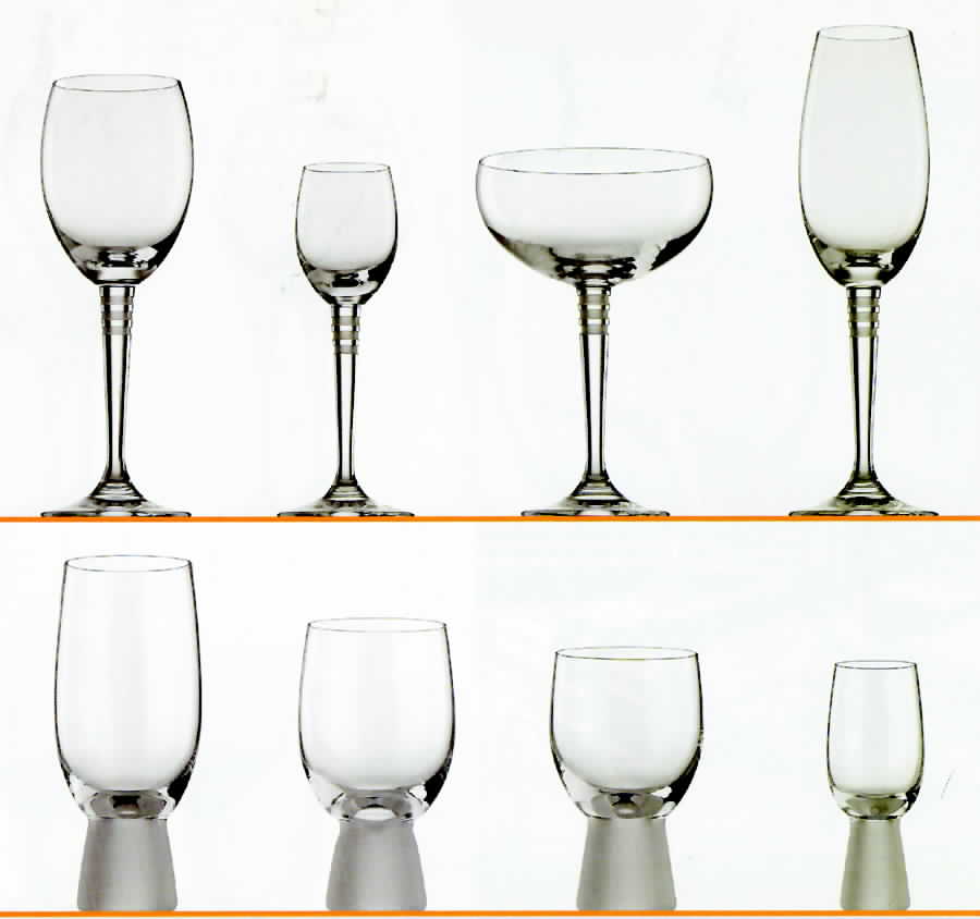 Signo White Wine by Marc Aurel-1