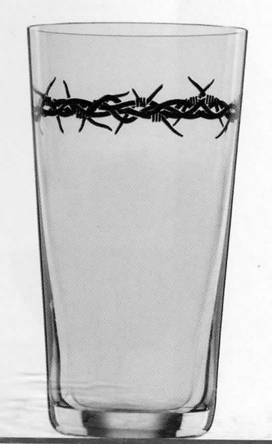 Tattoo Black Barbed Wire Flat Tumbler by Marc Aurel-1