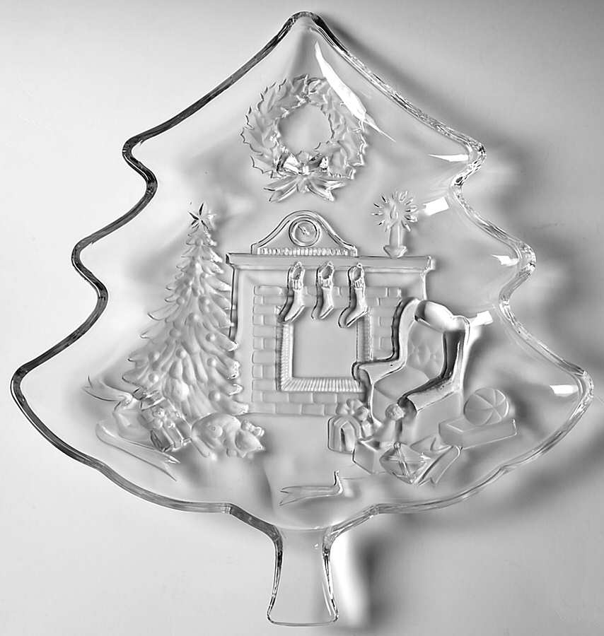 Holiday Classic 13" Tree Shape Platter by Mikasa-1