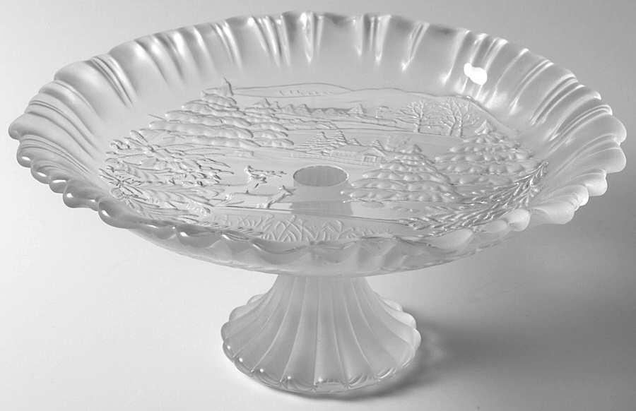 Holiday Classic 8" 3-Footed Bon Bon by Mikasa-1