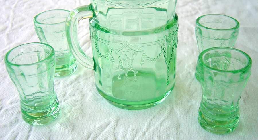 Jennifer Minatures Green Flat Tumbler by Mosser (Ohio)-1
