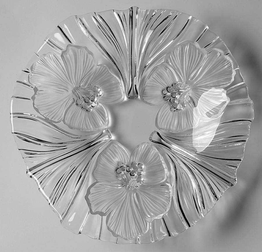 Hibiscus Frost Luncheon Plate by Mikasa-1