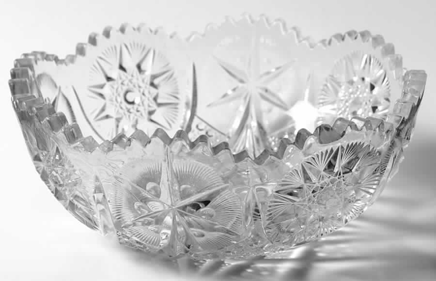 Yutec Clear 8" Shallow Round Bowl by McKee-1