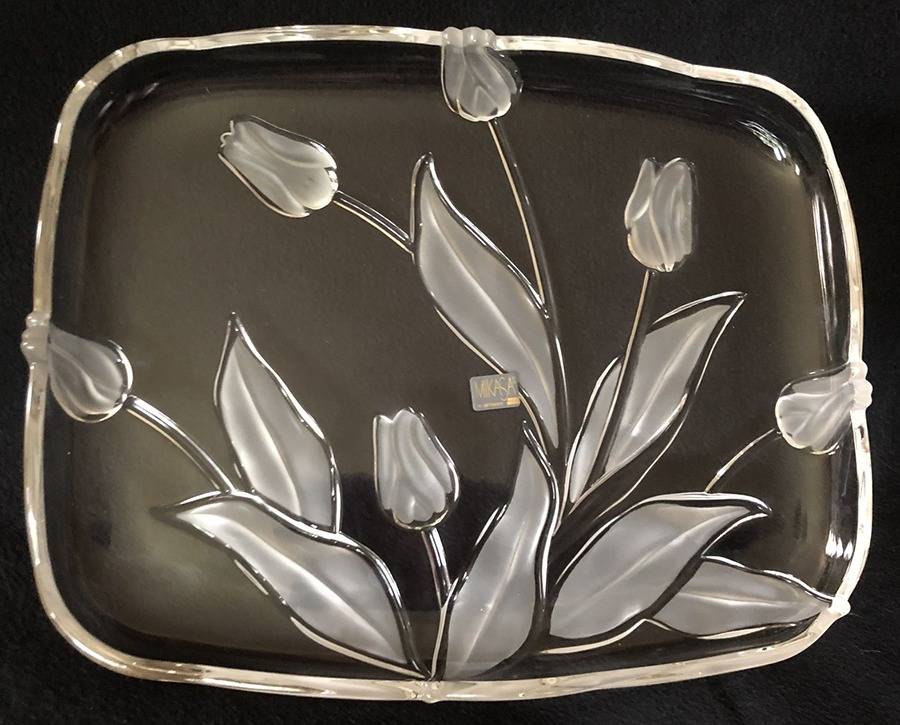 Nadine (Giftware) 14" Rectangular Platter by Mikasa-1