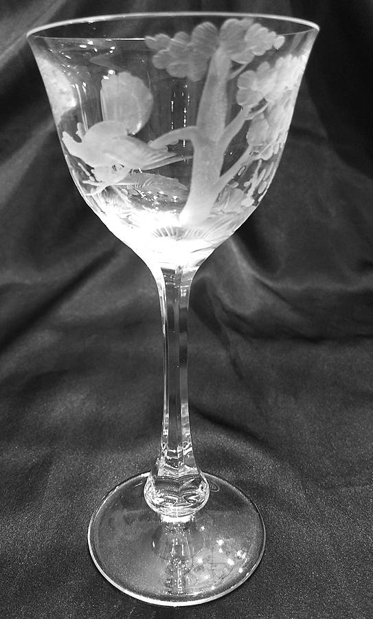 Whisky Birds of the Wild Wine Glass by Moser-1