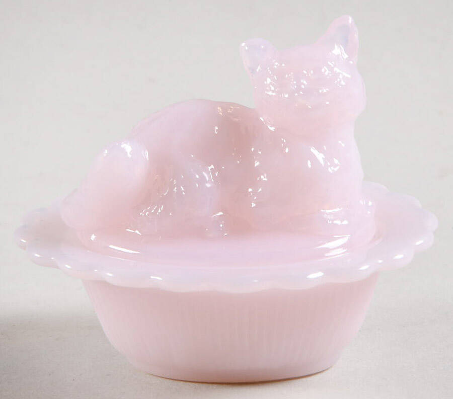 Animals & Figurines #235 Kitten on Basket by Mosser (Ohio)-1