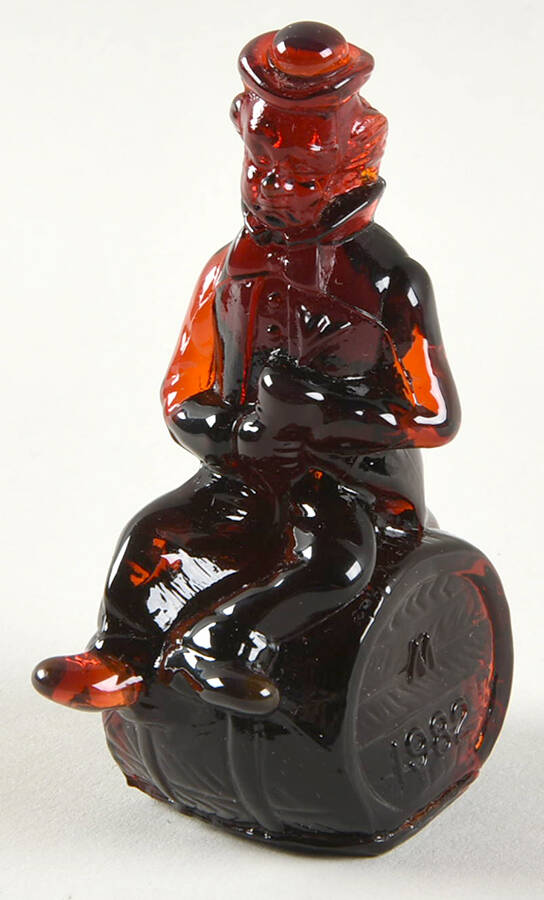 Animals & Figurines Clown by Mosser (Ohio)-1