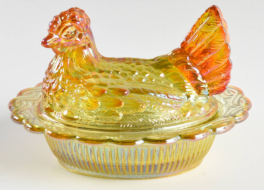 Animals & Figurines 6" Hen on Nest by Mosser (Ohio)-1