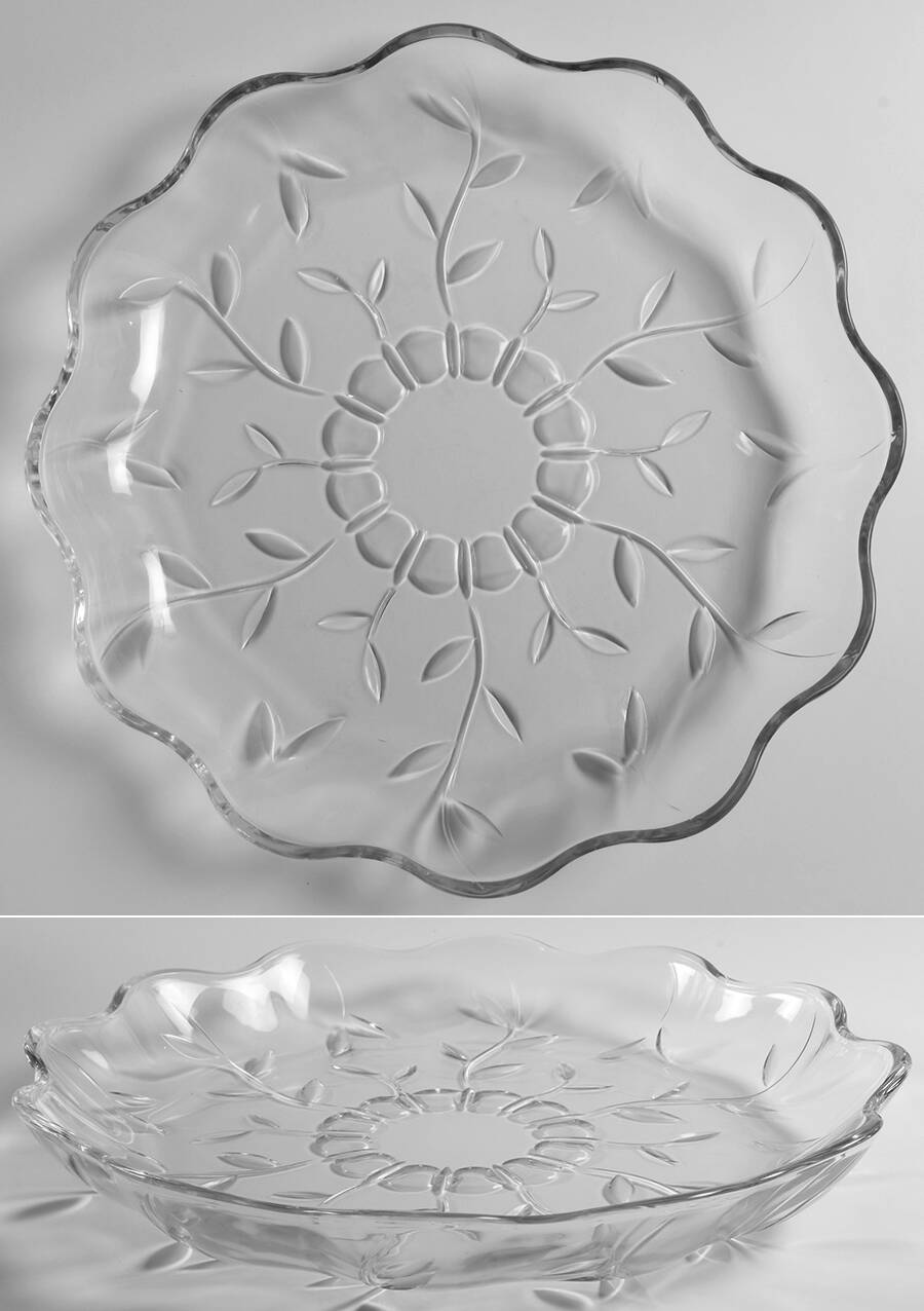 Autumn Vine 14" Round Scalloped Platter by Mikasa-1