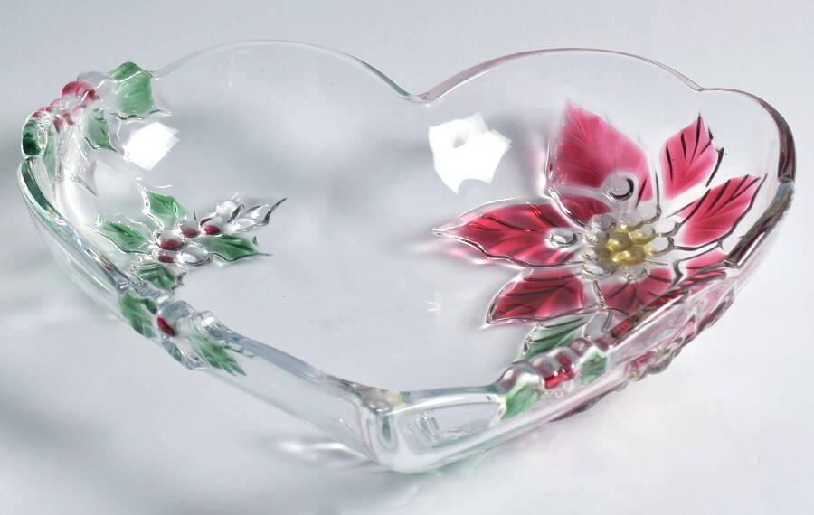 Christmas Poinsettia Heart Dish by Mikasa-1