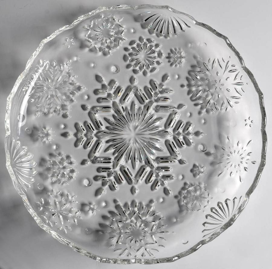 Snowflake 12" Round Platter by Mikasa-1