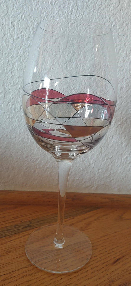 La Fleur Oversize Wine by Monarch Crystal-1