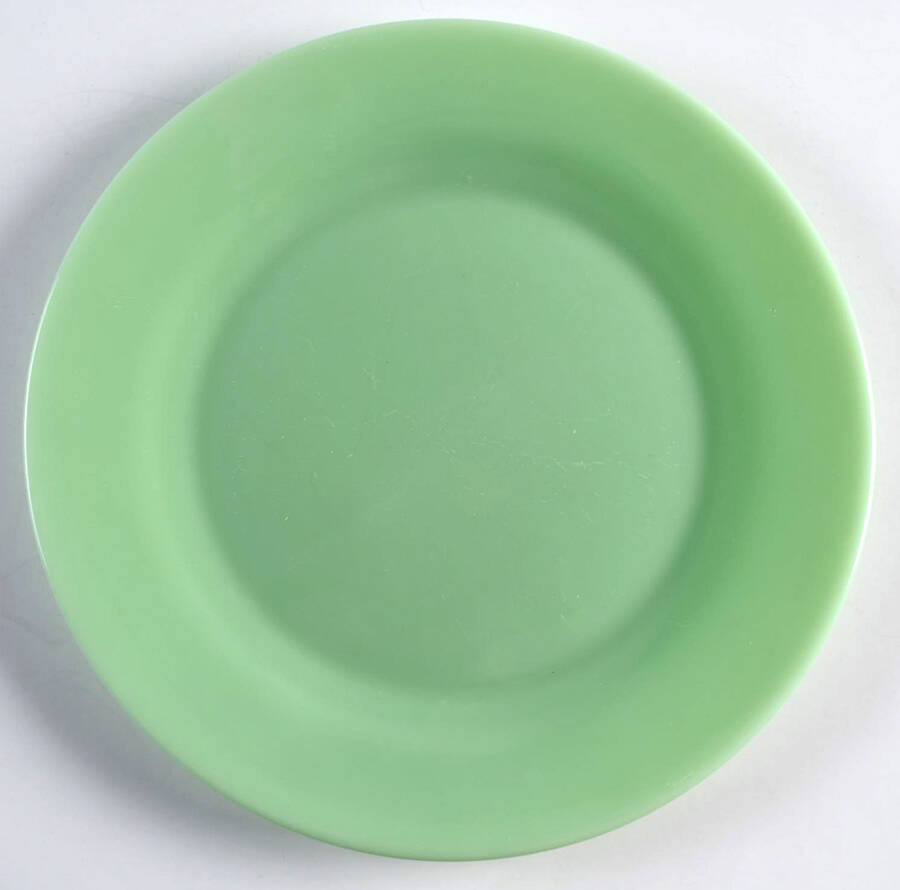 Jadeite-Green Glass Dinner Plate by Martha Stewart-1