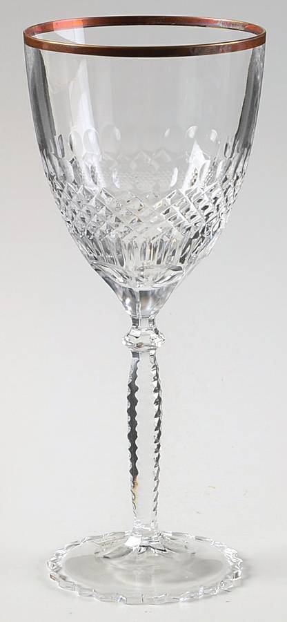 Isabella Gold Wine Glass by Michael C Fina-1