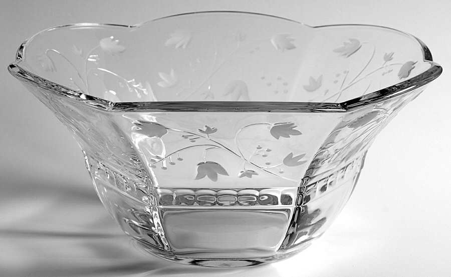 Cottage Lace 11" Round Bowl by Mikasa-1