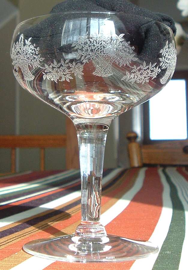 Hotel Drake (Smooth Stem) Liquor Cocktail by Morgantown-1
