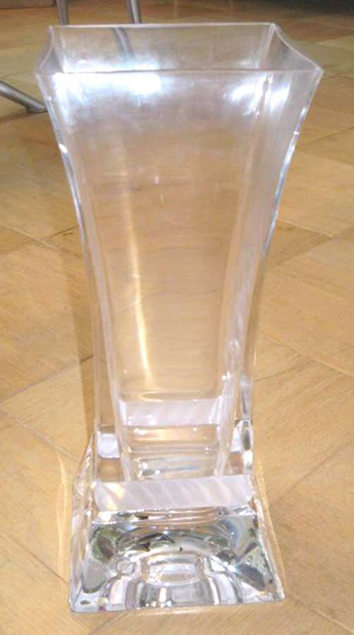 Empire Suite 11" Flower Vase by Mikasa-1