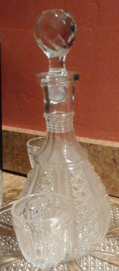 Rainbow Clear Decanter & Stopper by McKee-1