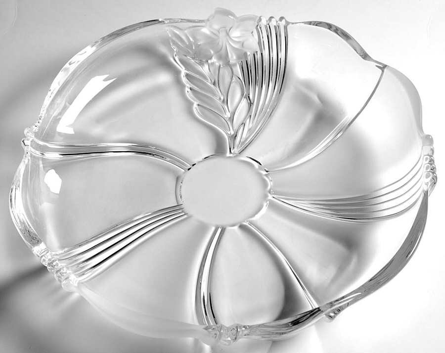 MIC96 12" Shallow Round Bowl by Mikasa-1